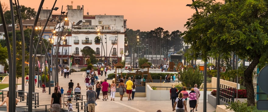 New apartments for sale in San Pedro de Alcantara, Marbella. Close to city centre and amenities.
