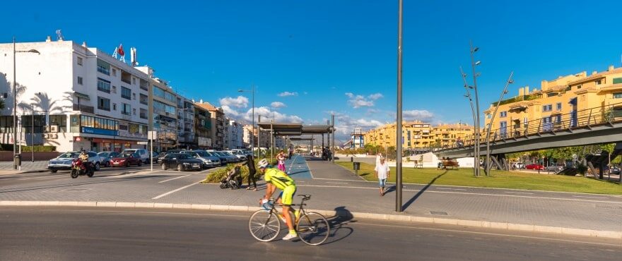 Nowe mieszkania na sprzedaż w San Pedro de Alcantara, Marbella. Blisko do centrum miasta i wszystkich udogodnień.