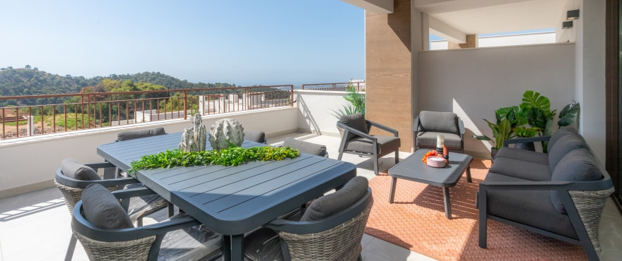 Almazara Views, Istán: maisons mitoyennes neufs avec terrasses et vue panoramique