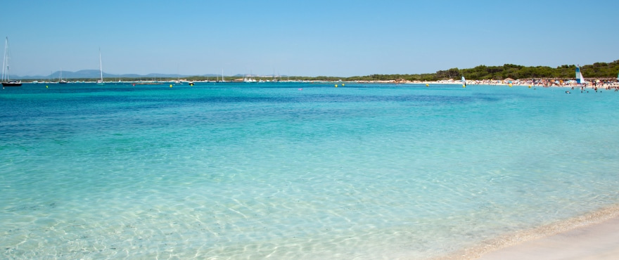 Es Trenc, beautiful white sands and crystalline waters