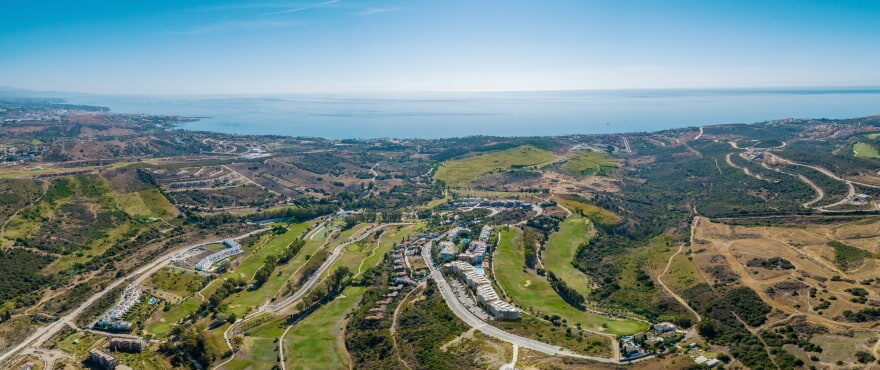 Sunny Golf, Apartments zum Verkauf, direkt am Golfplatz in Estepona, Costa del Sol
