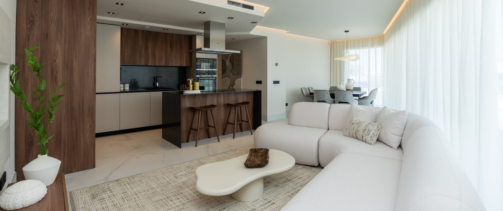 Mare, salon - salle à manger Lumineux dans les nouvelles propriétés à vendre