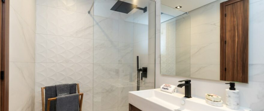 Mare, new penthouses for sale with 3 bathrooms. High quality finishings.