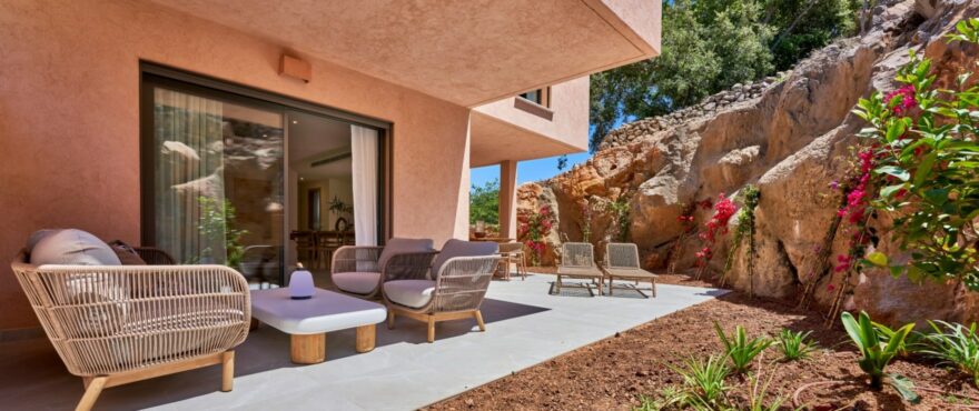 Es Voltor, Neubau-Reihenhäuser mit privaten Gärten in Esporles, Mallorca.