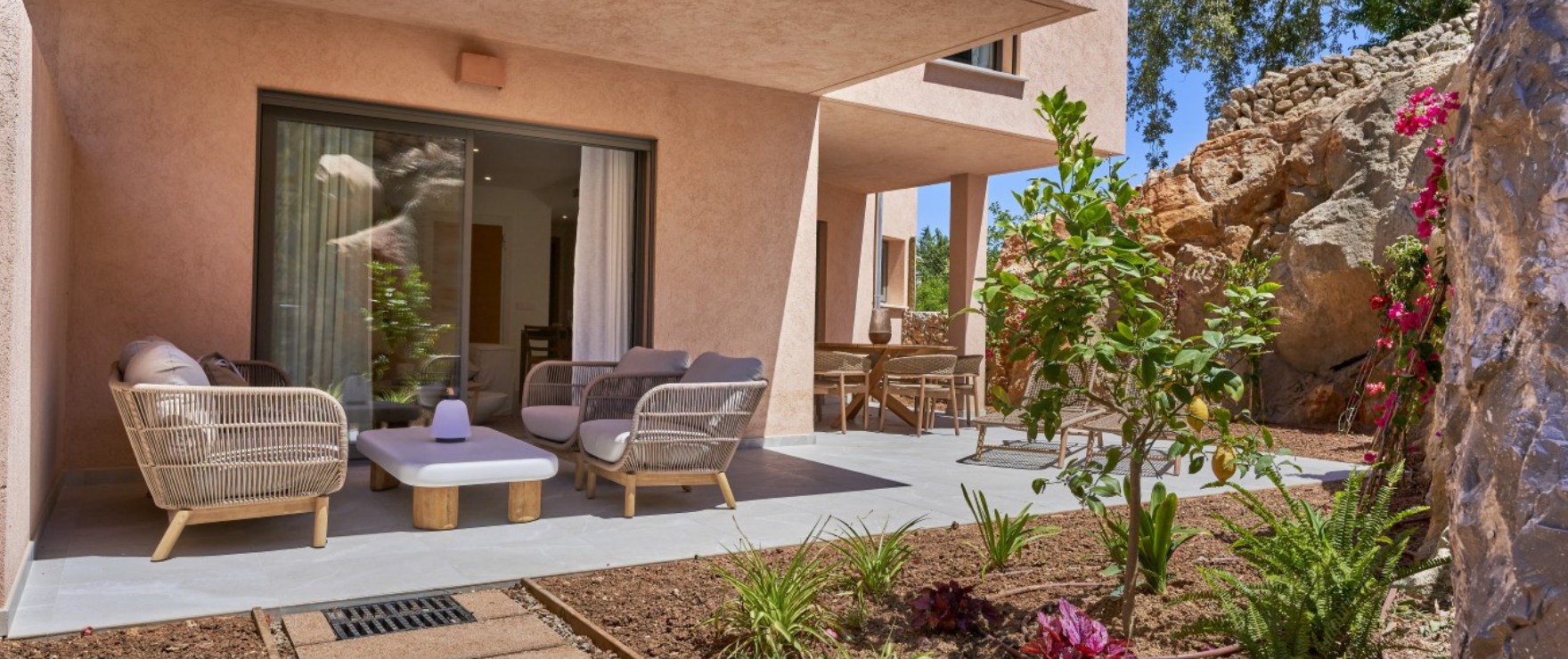Es Voltor, new townhouses with private gardens in Esporles, Mallorca.