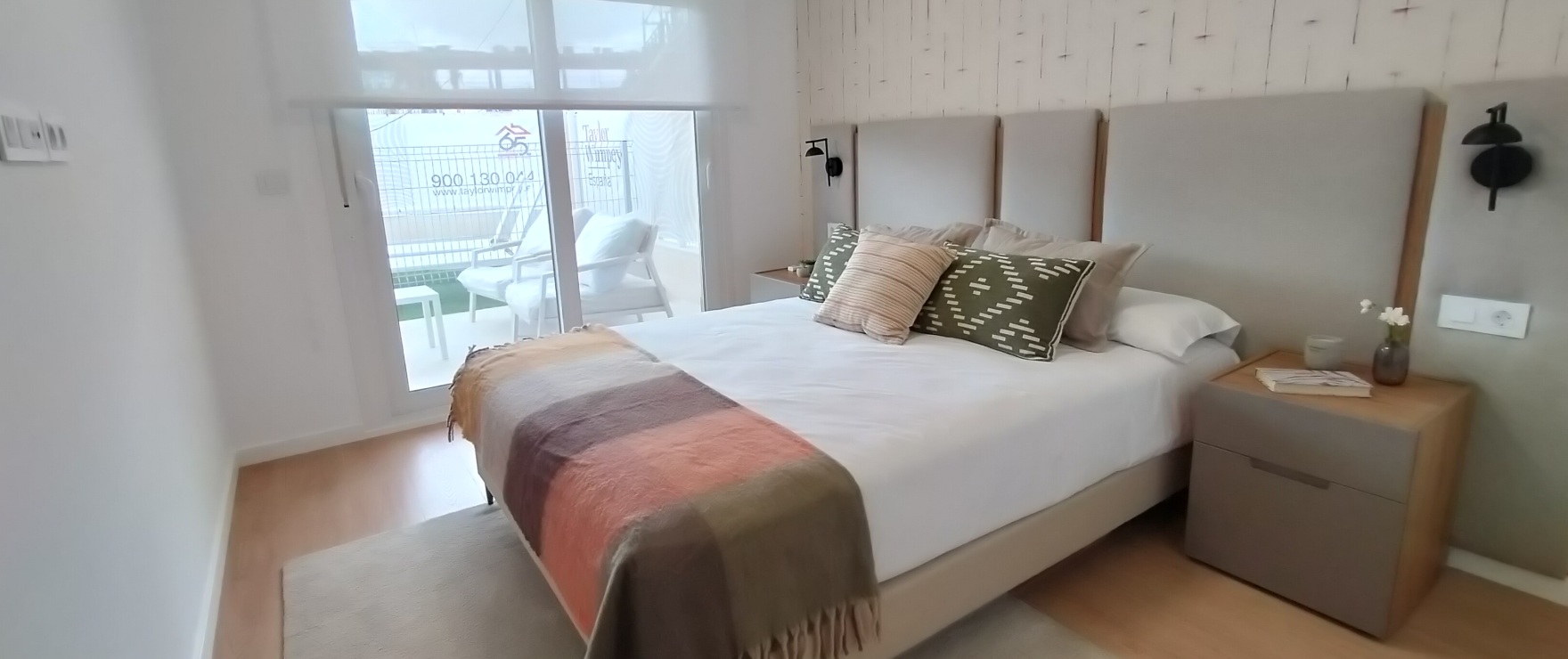 Allure: Spacious and bright bedroom. Properties for sale, Alicante, Golf Allure: Spacious and bright bedroom. Properties for sale, Alicante, Golf