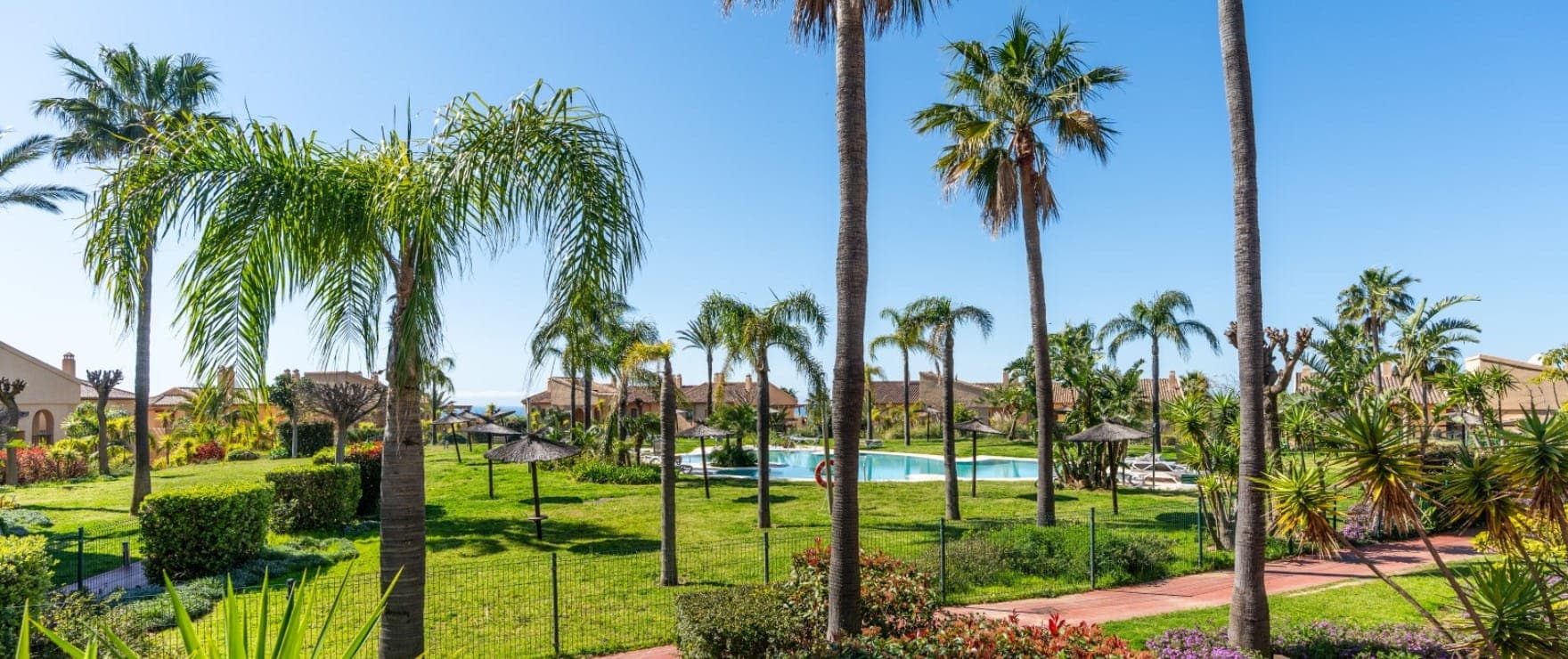 Altura 160, appartements avec piscine et jardins communs,, Benahavis