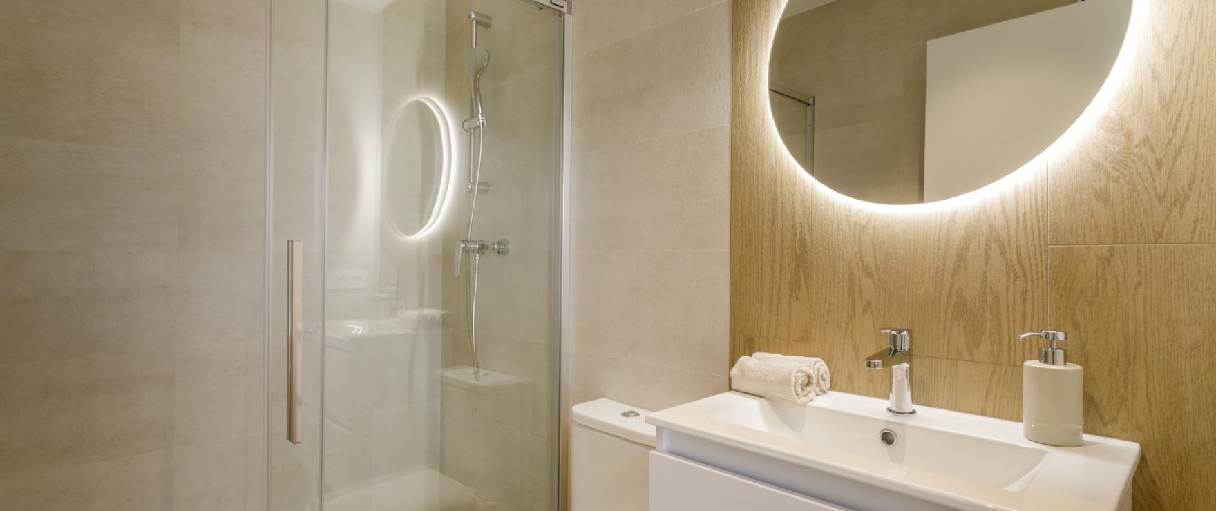 Badkamer met kwaliteitsafwerking, Eden Beach