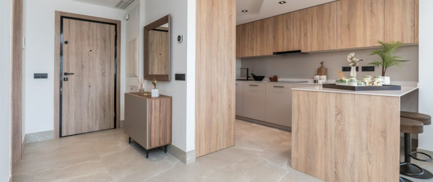 Cocina moderna y abierta en los nuevos adosados de The Meadows