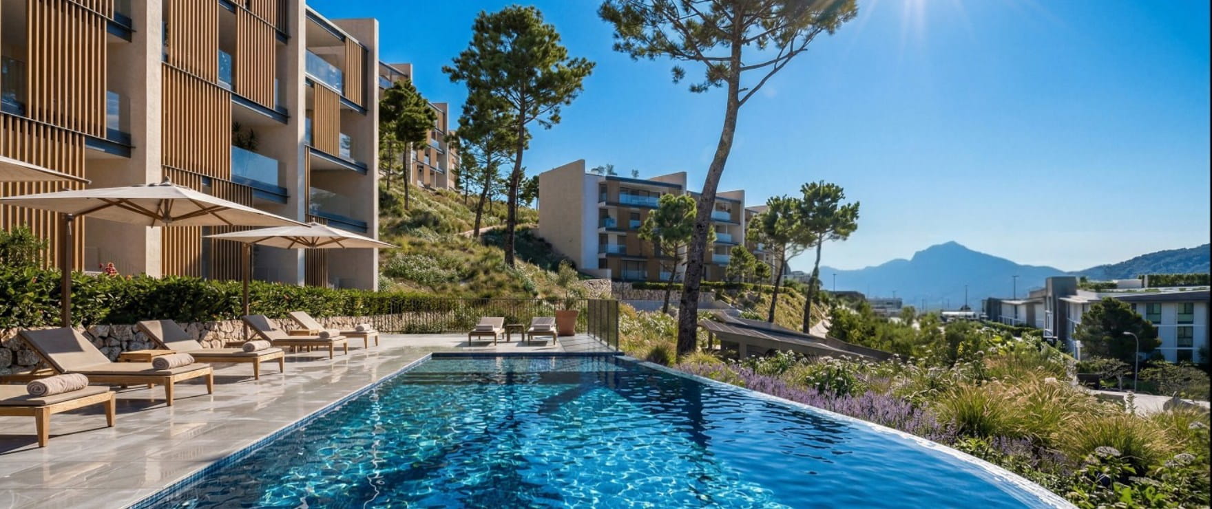 Infinity, neue Apartments mit Gemeinschafts-Infinity-Pools in Peguera.