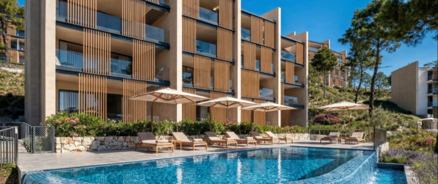 Infinity, neue Apartments mit Gemeinschafts-Infinity-Pools in Peguera.