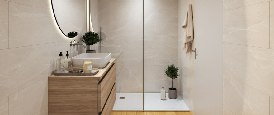 COR 39: Baño moderno y completo.